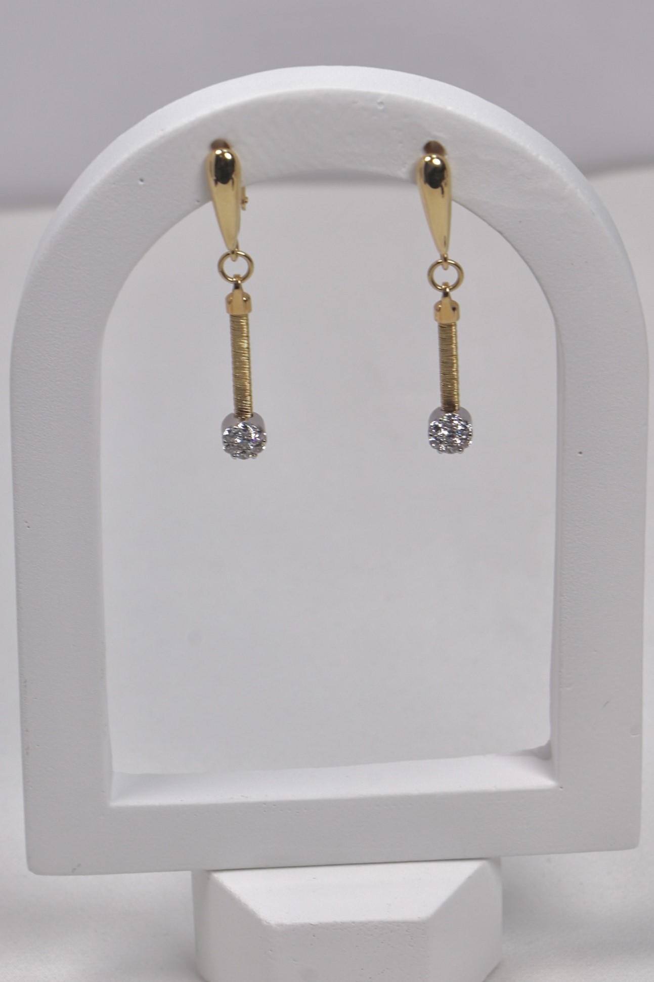 سرویس چمت زرد